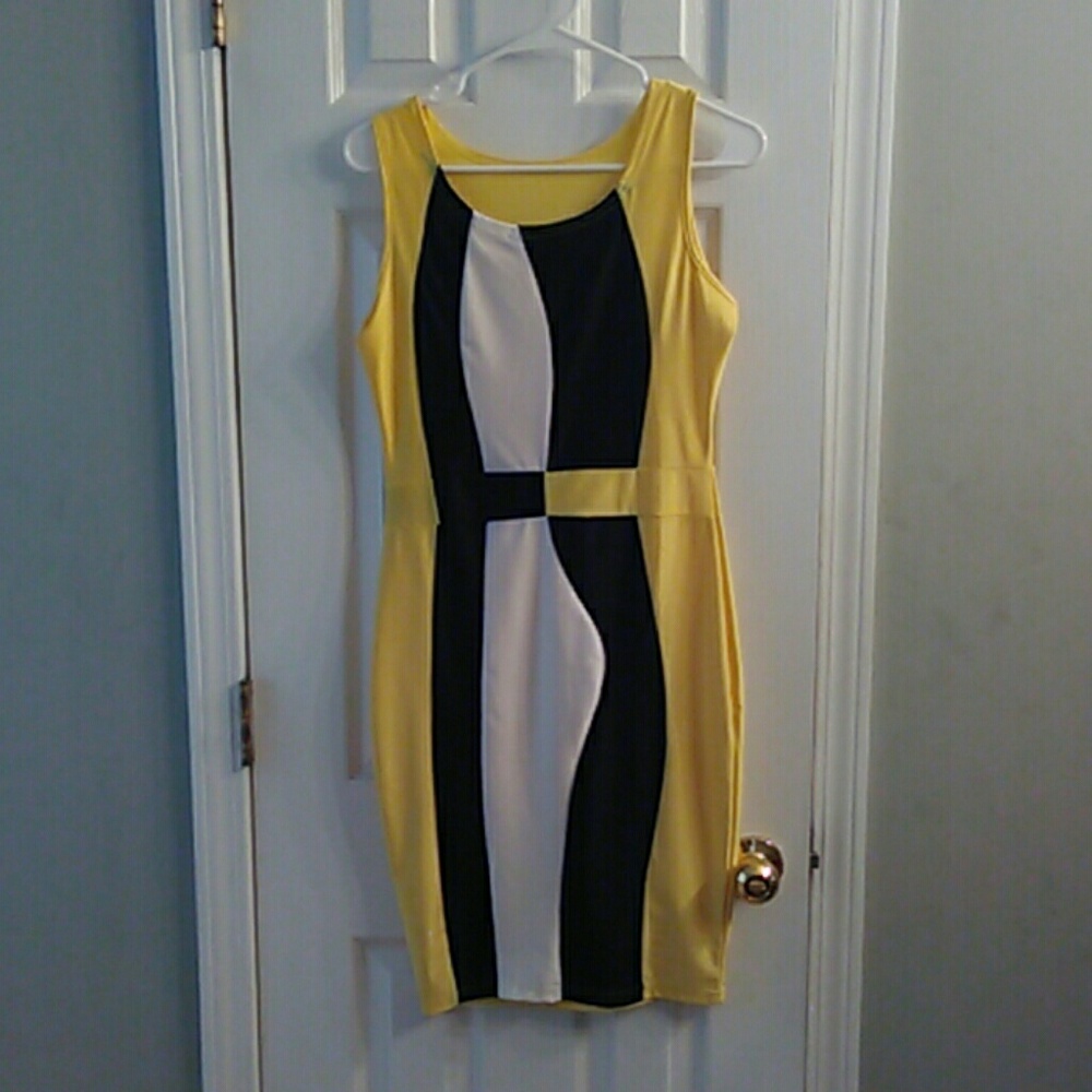 Korean Yellow/Black/White Bodycon Dress